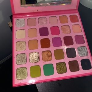 Jeffrey star morphe palette